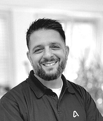 Sam_Jayhooni_neu_zugeschnitten